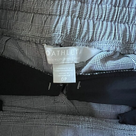 Athleta hybrid pants - Picture 3 of 4